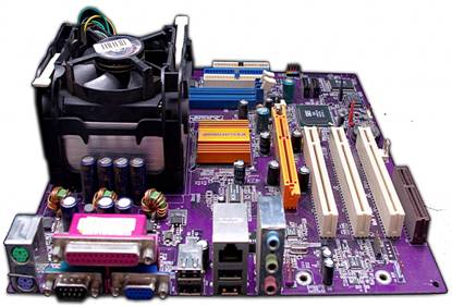 Placa Base, con el disipador (El ventilador).